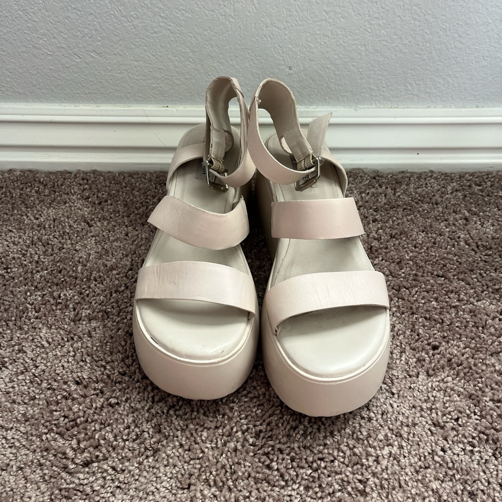 Steve Madden Cream Platform Sandals